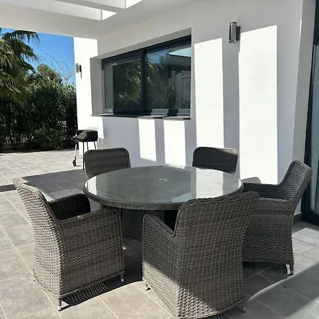 Almudaina Villa